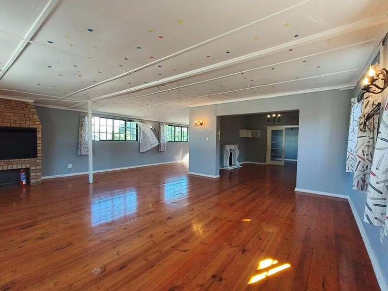 7 Bedroom Property for Sale in Mthata Eastern Cape